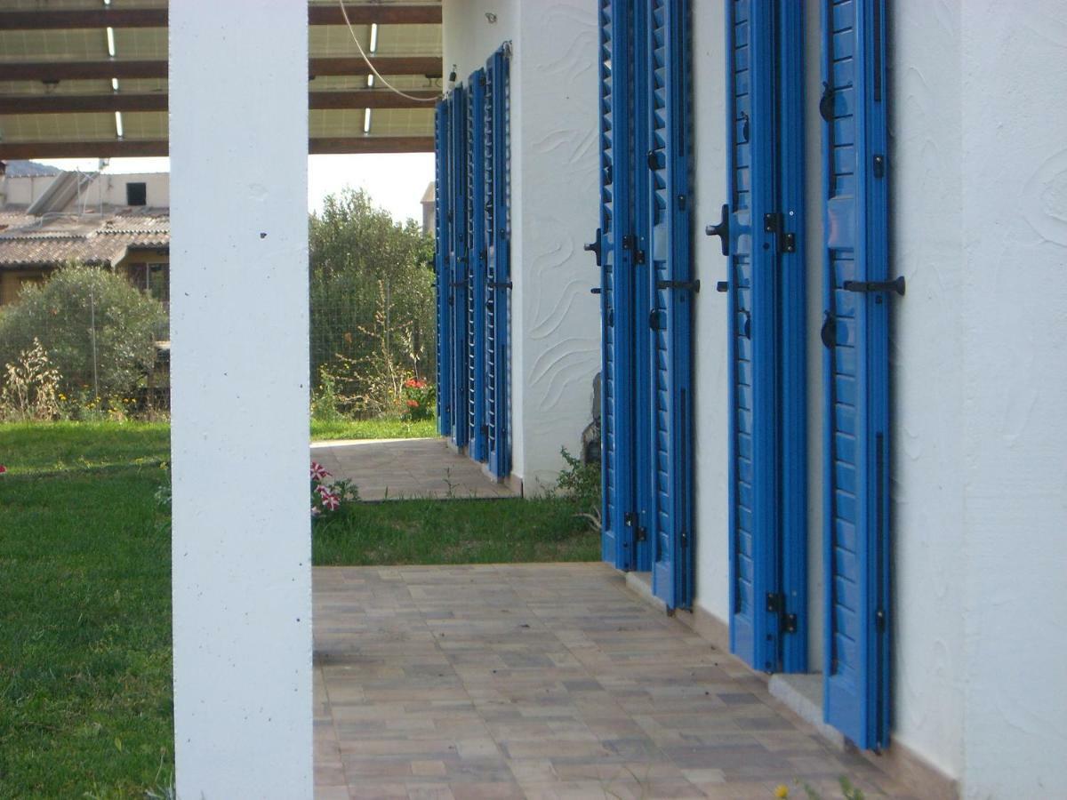 S'Olivariu Village Affittacamere Piscinas Exterior photo