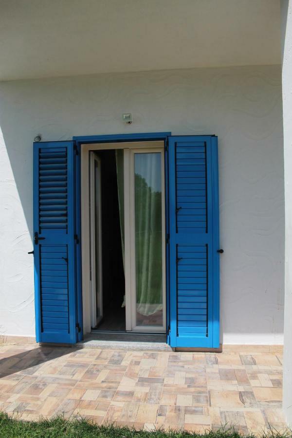 S'Olivariu Village Affittacamere Piscinas Exterior photo